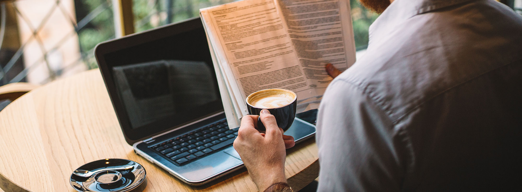 café devant pc